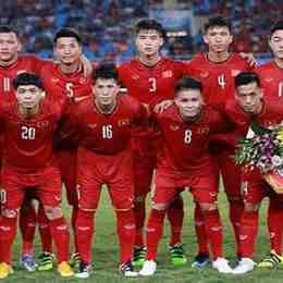 1 đội bóng đá bao nhiêu người