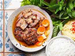 ảnh chụp màn hình bún chả bóng đá