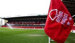 ảnh chụp màn hình cầu lạc bộ bóng đá nottingham forest