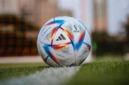 ảnh chụp màn hình quả bóng đá adidas