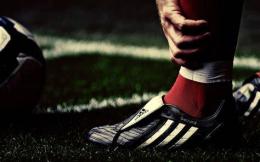 ảnh chụp màn hình size giày đá bóng adidas