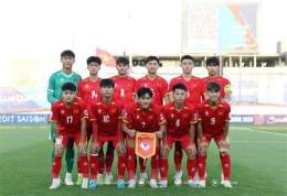ảnh chụp màn hình trực tiếp bóng đá u17 việt nam với malaysia
