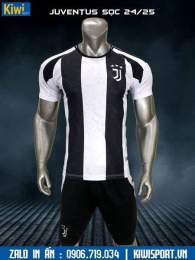 giao diện app áo đá bóng juventus