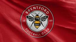 giao diện app cầu lạc bộ bóng đá brentford