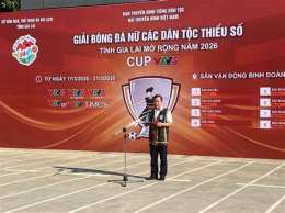giao diện app giải bóng đá nữ dân tộc