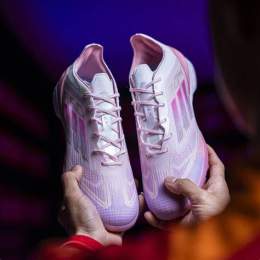 giao diện app giày bóng đá adidas f50
