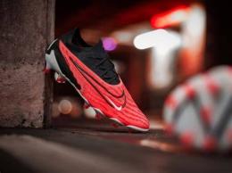 giao diện app giày đinh đá bóng nike