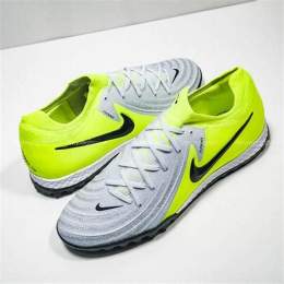 giày đá bóng nike phantom