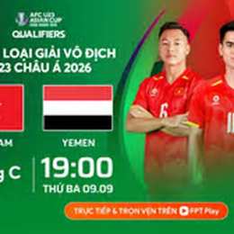 hôm nay việt nam đá bóng với ai
