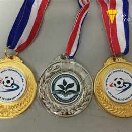 huy chương đá bóng