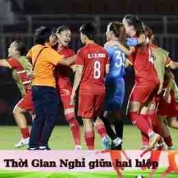 nghỉ giữa hiệp bóng đá
