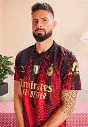 tính năng nổi bật áo bóng đá ac milan