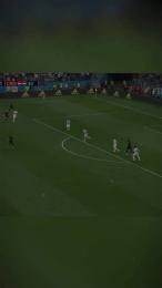 tính năng nổi bật bóng đá real madrid barcelona