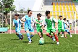 tính năng nổi bật lớp học đá bóng trẻ em