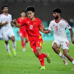 việt nam với trung quốc đá bóng